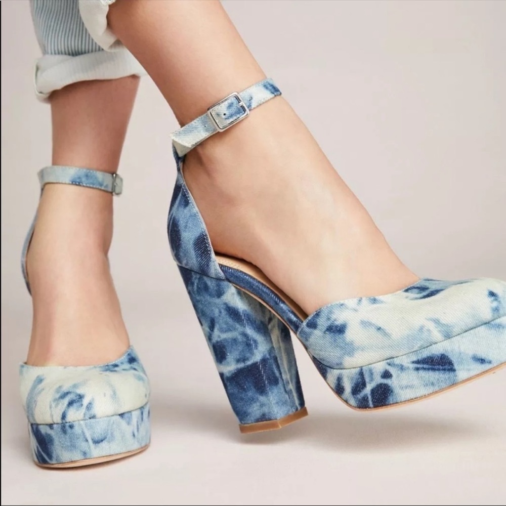 Bill Blass Bleach Dyed Denim Platform NWT SZ 9